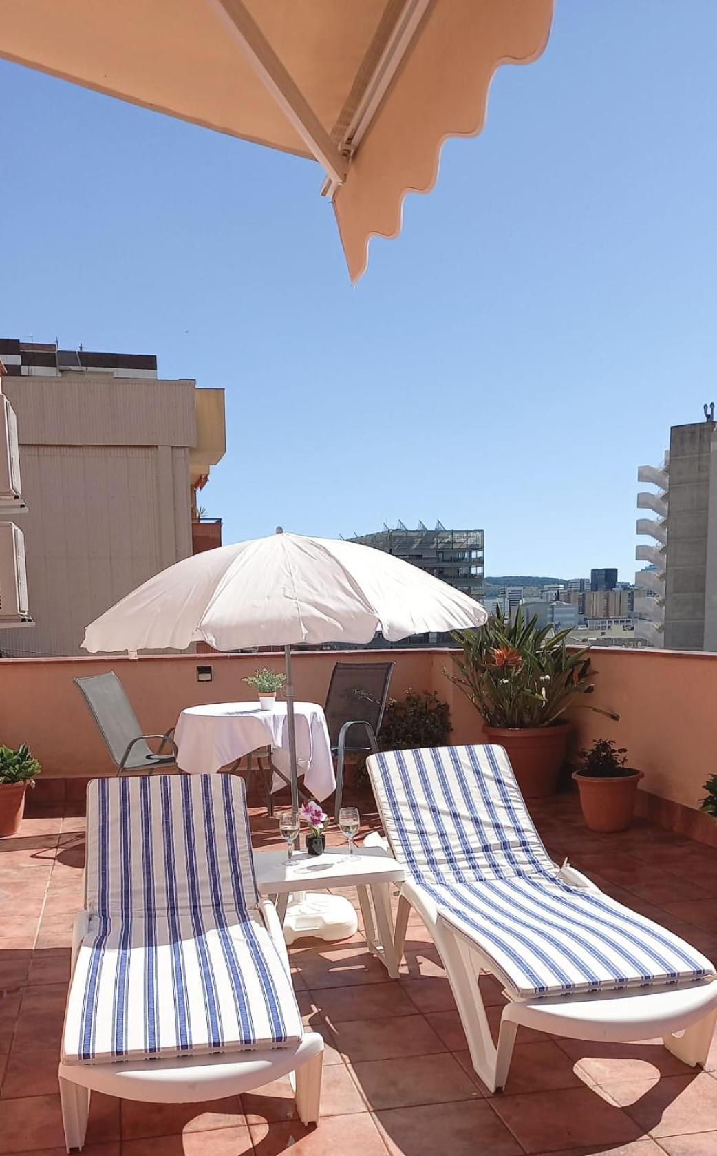 Cozy And Sunny Penthouse Fira Bcn *